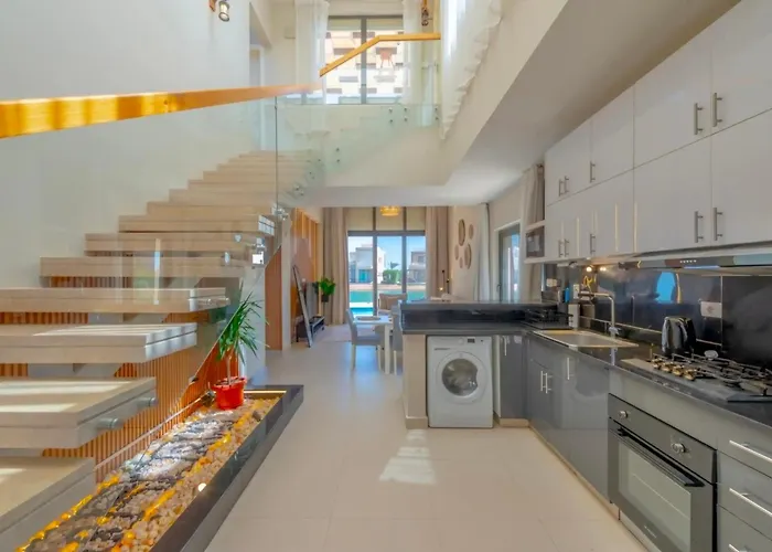 Villa Tawila - El Gouna Luxury Homes *